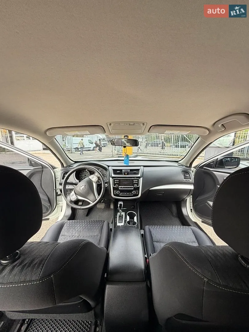 2018 Nissan Altima - мініатюра 14