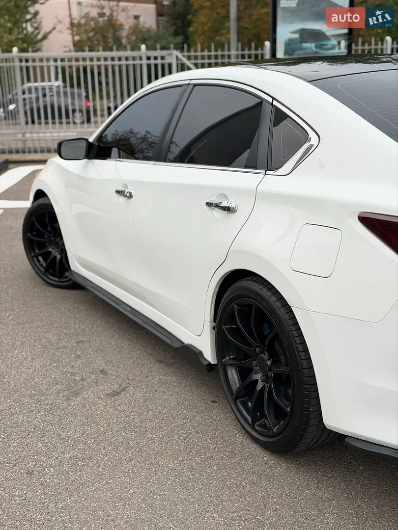 2018 Nissan Altima - мініатюра 15
