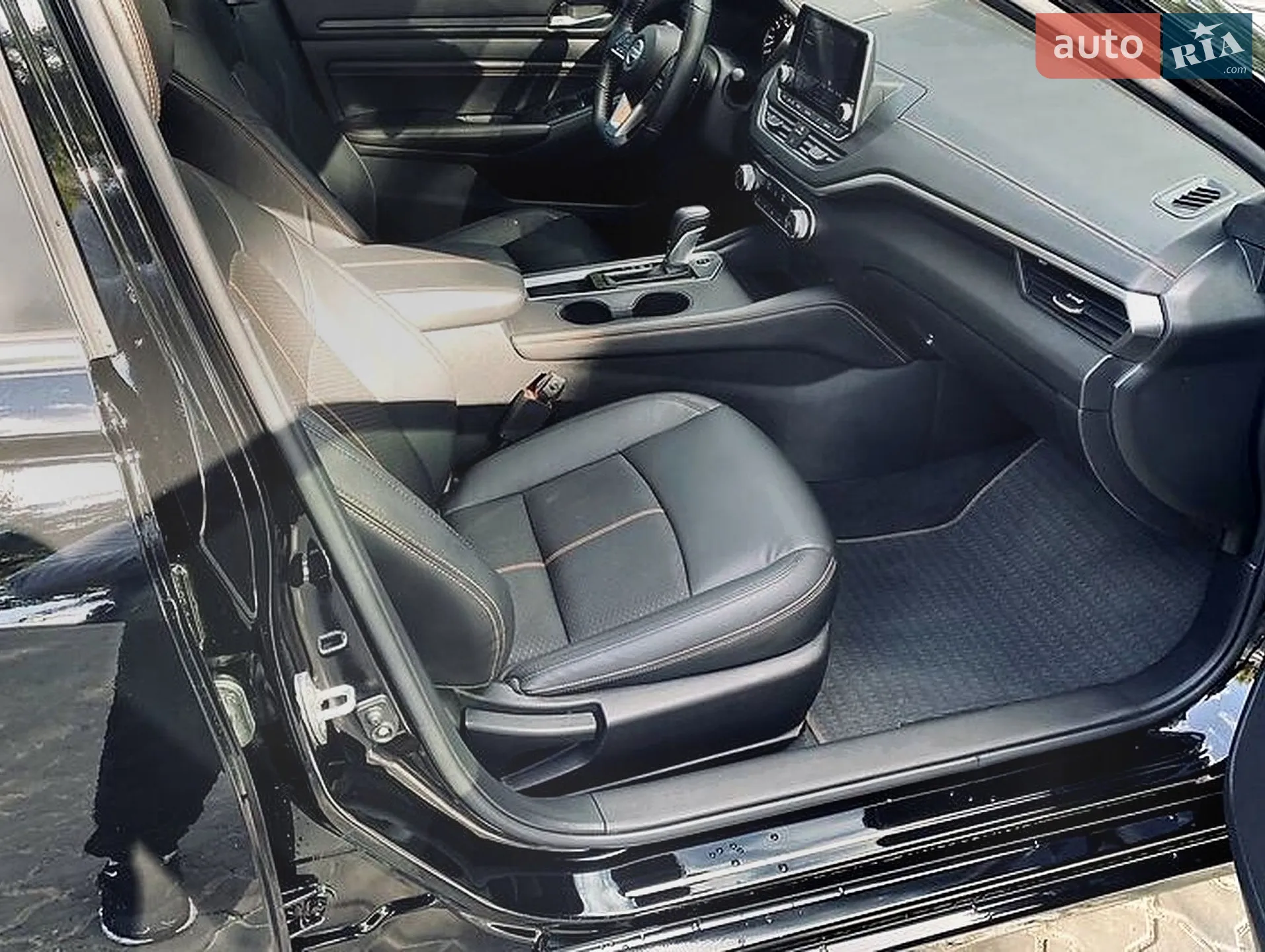 2019 Nissan Altima - мініатюра 8