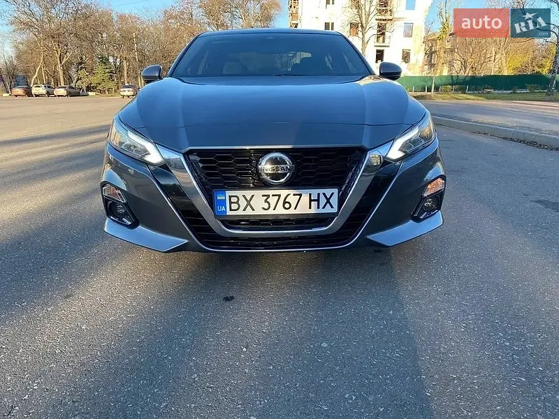 Nissan Altima