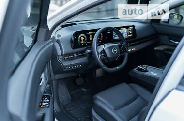 Внедорожник / Кроссовер Nissan Ariya 2023 в 