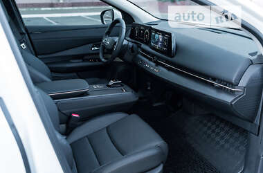 Внедорожник / Кроссовер Nissan Ariya 2023 в 