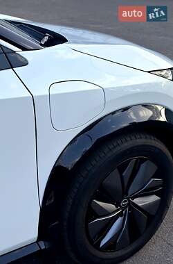 Внедорожник / Кроссовер Nissan Ariya 2022 в 