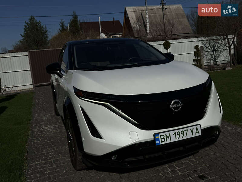 Позашляховик / Кросовер Nissan Ariya 2023 в 