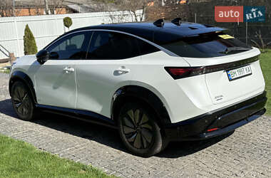 Позашляховик / Кросовер Nissan Ariya 2023 в 