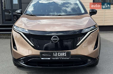 Позашляховик / Кросовер Nissan Ariya 2022 в 