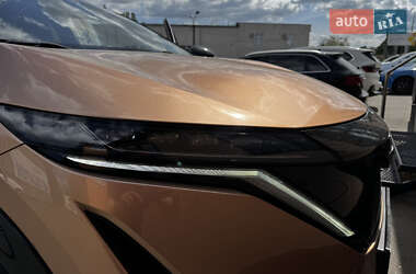 Позашляховик / Кросовер Nissan Ariya 2022 в 