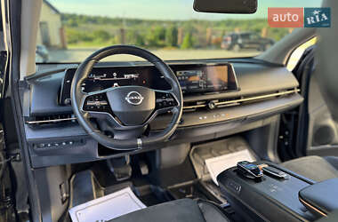 Внедорожник / Кроссовер Nissan Ariya 2023 в 
