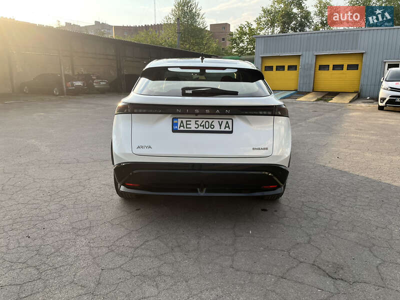 Позашляховик / Кросовер Nissan Ariya 2022 в Дніпрі