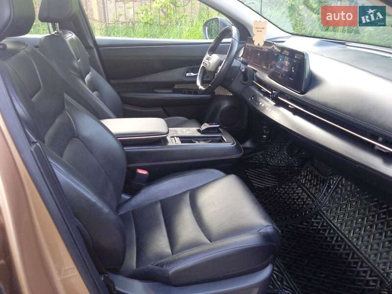 Внедорожник / Кроссовер Nissan Ariya 2023 в Черновцах