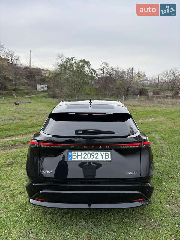 Внедорожник / Кроссовер Nissan Ariya 2022 в Белгороде-Днестровском
