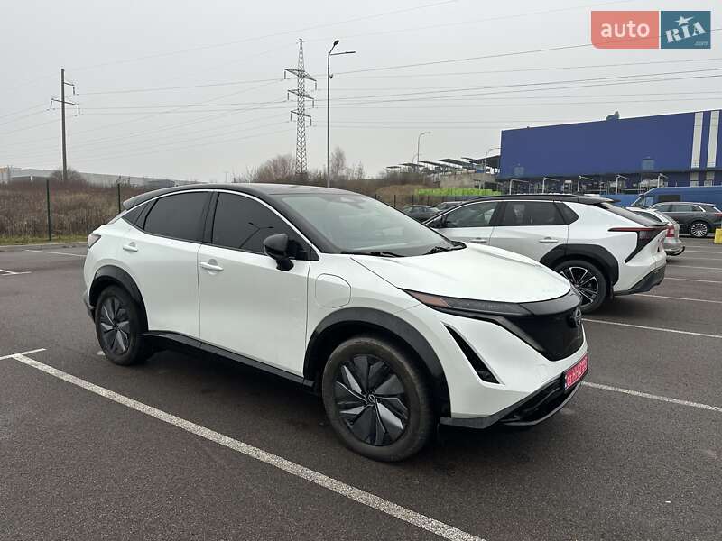Внедорожник / Кроссовер Nissan Ariya 2023 в Ровно