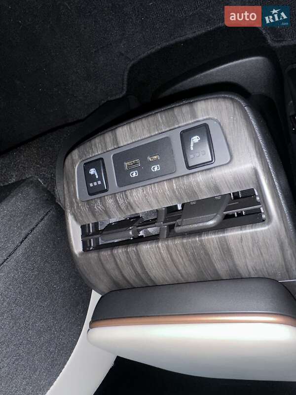 Внедорожник / Кроссовер Nissan Ariya 2023 в Ровно