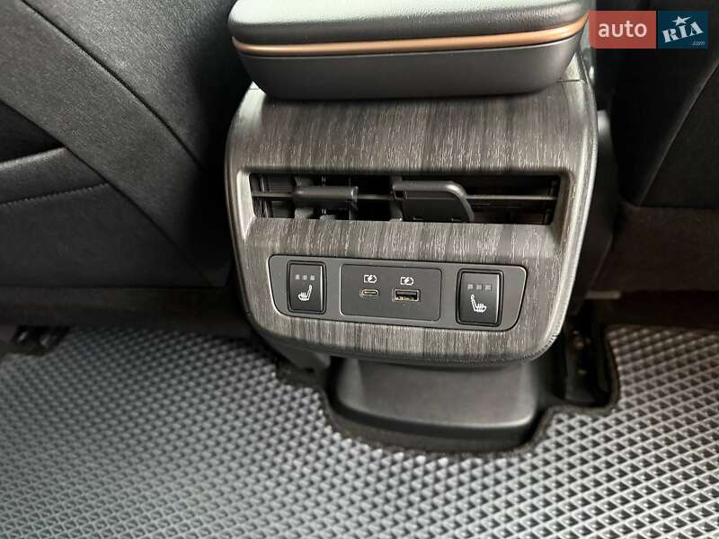 Позашляховик / Кросовер Nissan Ariya 2024 в Києві фото 26 Позашляховик / Кросовер Nissan Ariya 2024 в Києві