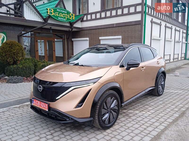 Позашляховик / Кросовер Nissan Ariya 2022 в Чернівцях