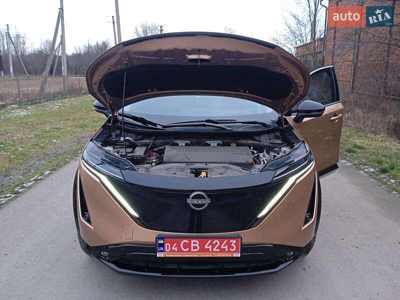 Позашляховик / Кросовер Nissan Ariya 2022 в Чернівцях