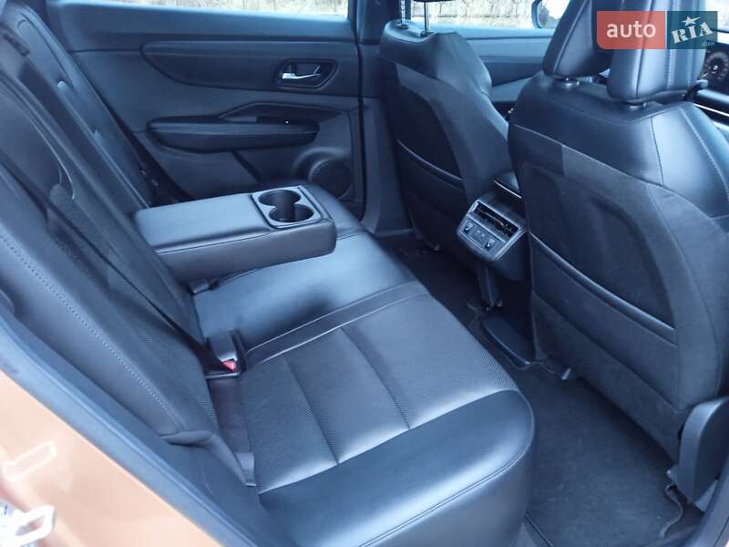 Позашляховик / Кросовер Nissan Ariya 2022 в Чернівцях