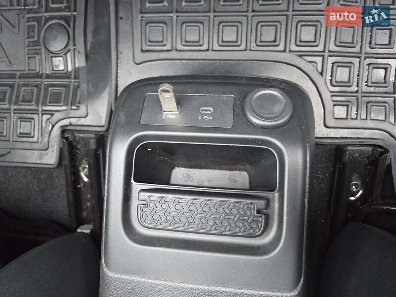 Позашляховик / Кросовер Nissan Ariya 2024 в Харкові