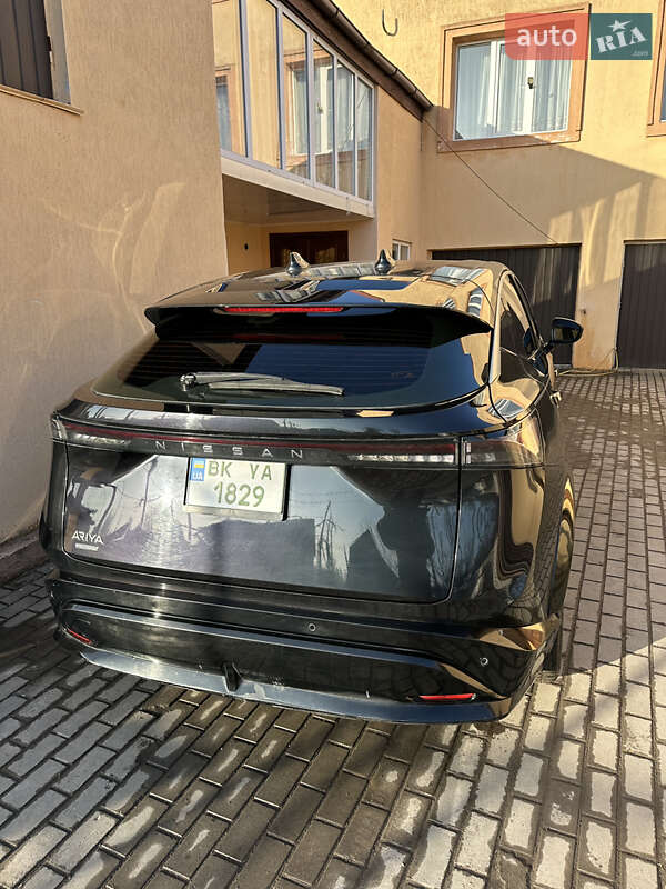 Внедорожник / Кроссовер Nissan Ariya 2022 в Остроге