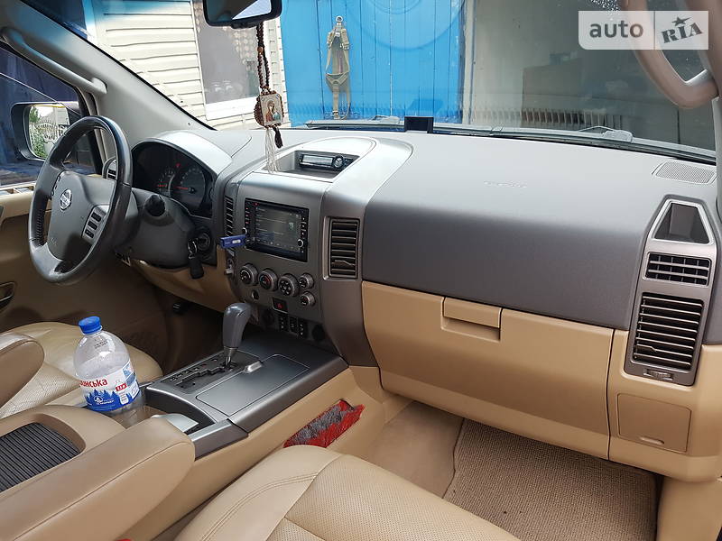 Позашляховик / Кросовер Nissan Armada 2007 в Першотравенську