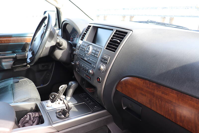 Внедорожник / Кроссовер Nissan Armada 2008 в Днепре фото 17 Внедорожник / Кроссовер Nissan Armada 2008 в Днепре