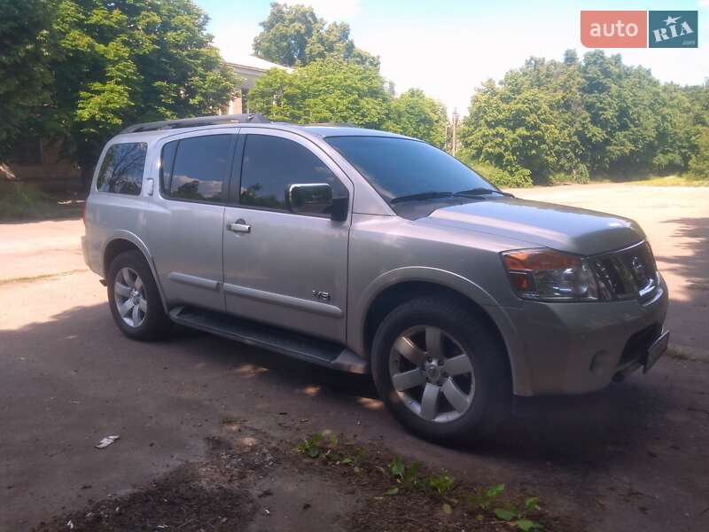 Позашляховик / Кросовер Nissan Armada 2008 в Чернігові