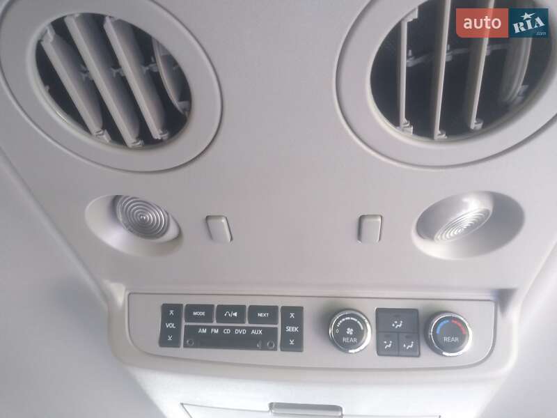 Позашляховик / Кросовер Nissan Armada 2008 в Чернігові