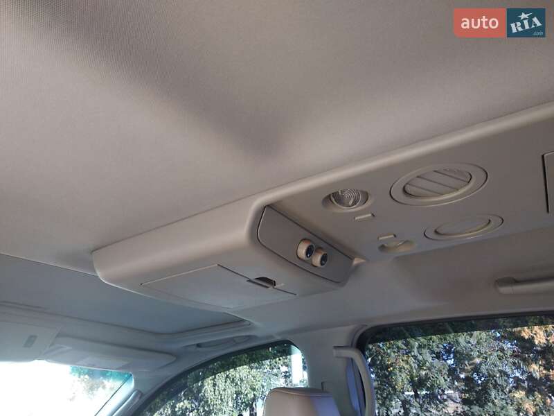 Внедорожник / Кроссовер Nissan Armada 2006 в Запорожье