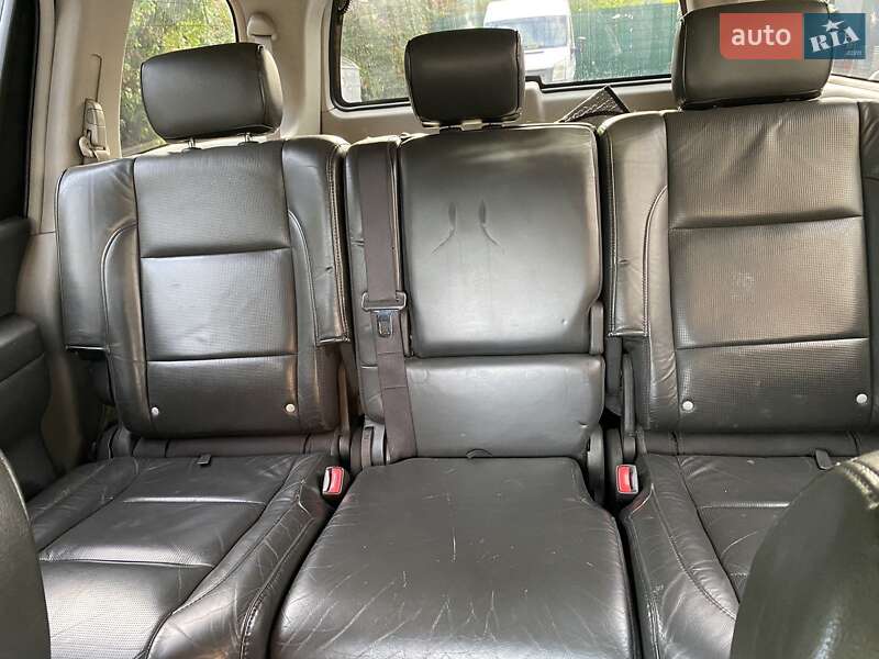 Внедорожник / Кроссовер Nissan Armada 2004 в Киеве