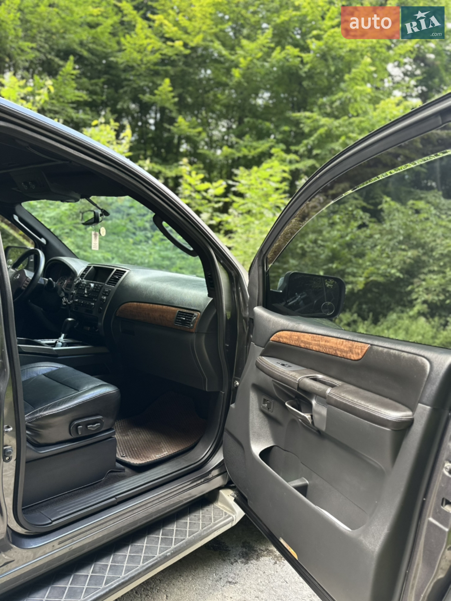 2011 Nissan Armada - мініатюра 18