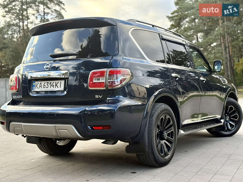 Позашляховик / Кросовер Nissan Armada 2018 в Львові