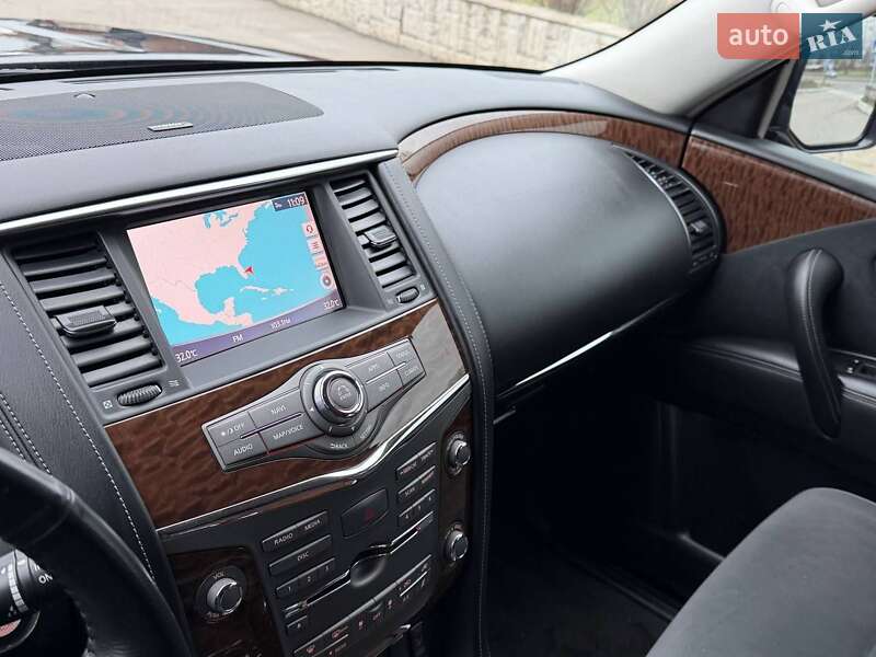 Внедорожник / Кроссовер Nissan Armada 2017 в Запорожье