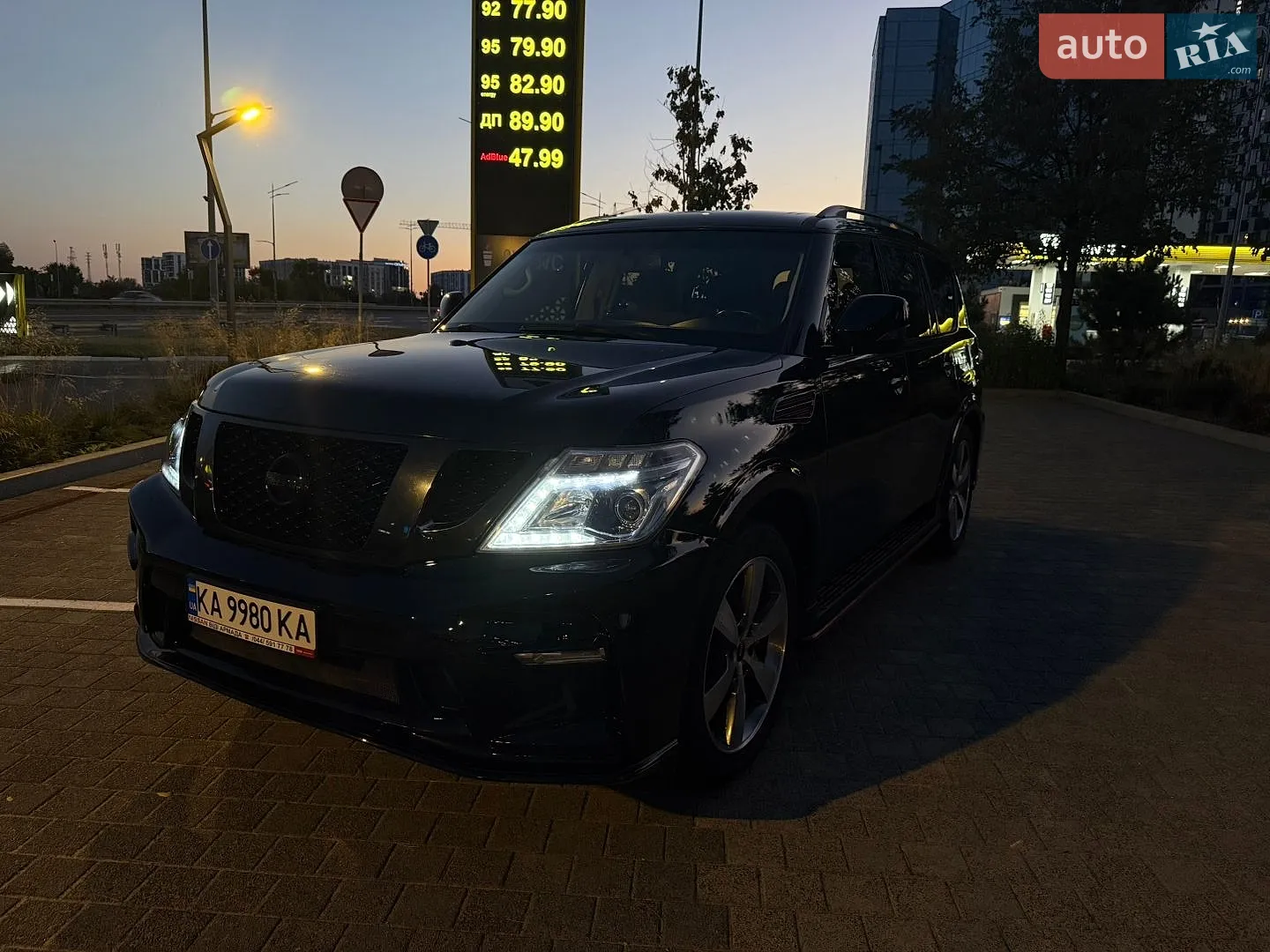 Nissan Armada 2017