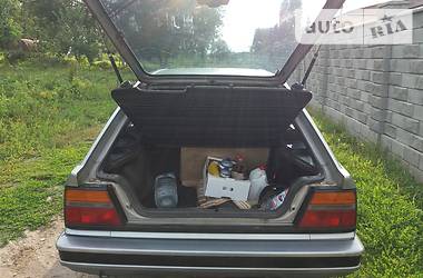 Хэтчбек Nissan Bluebird 1989 в Ровно