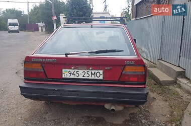 Універсал Nissan Bluebird 1987 в Чернівцях