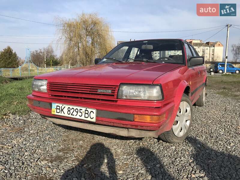 Універсал Nissan Bluebird 1986 в Здолбуніві
