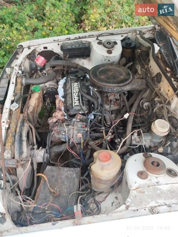 Седан Nissan Bluebird 1984 в Запоріжжі