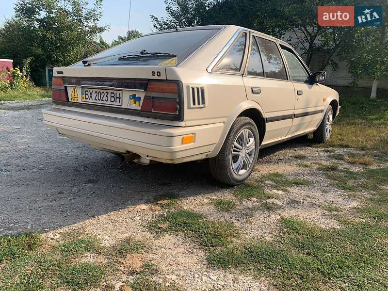 Універсал Nissan Bluebird 1987 в Гусятині