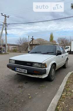 Седан Nissan Bluebird 1985 в Черноморске