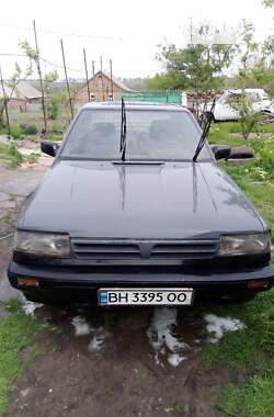 Седан Nissan Bluebird 1990 в Белгороде-Днестровском