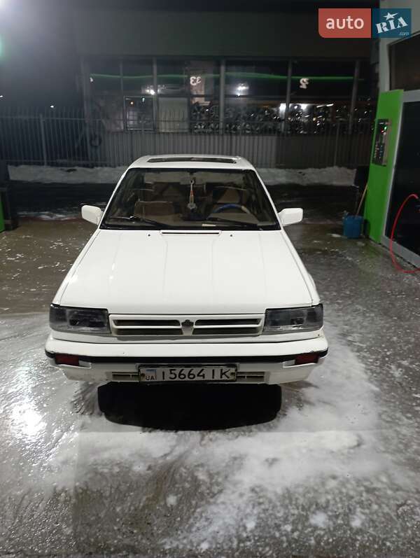 Nissan Bluebird 1988
