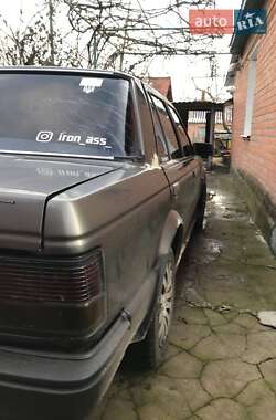 Седан Nissan Bluebird 1986 в Кропивницькому