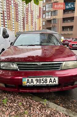 Седан Nissan Bluebird 1997 в Киеве