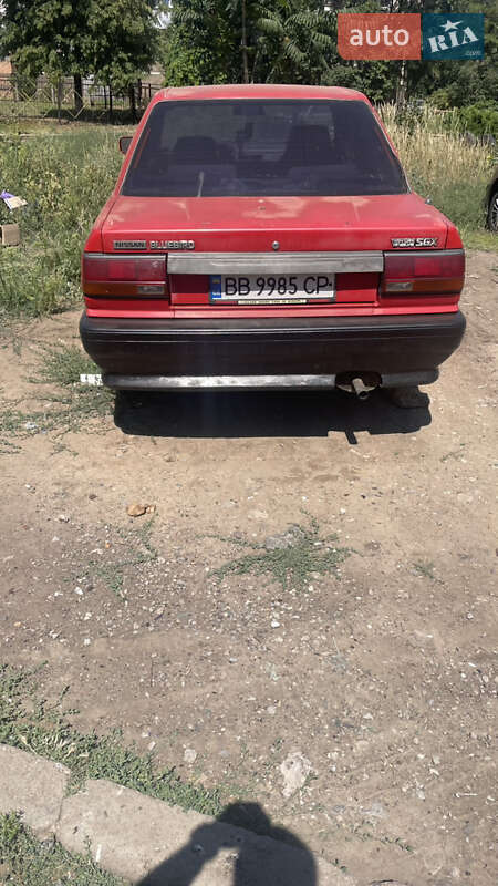 Nissan Bluebird 1989