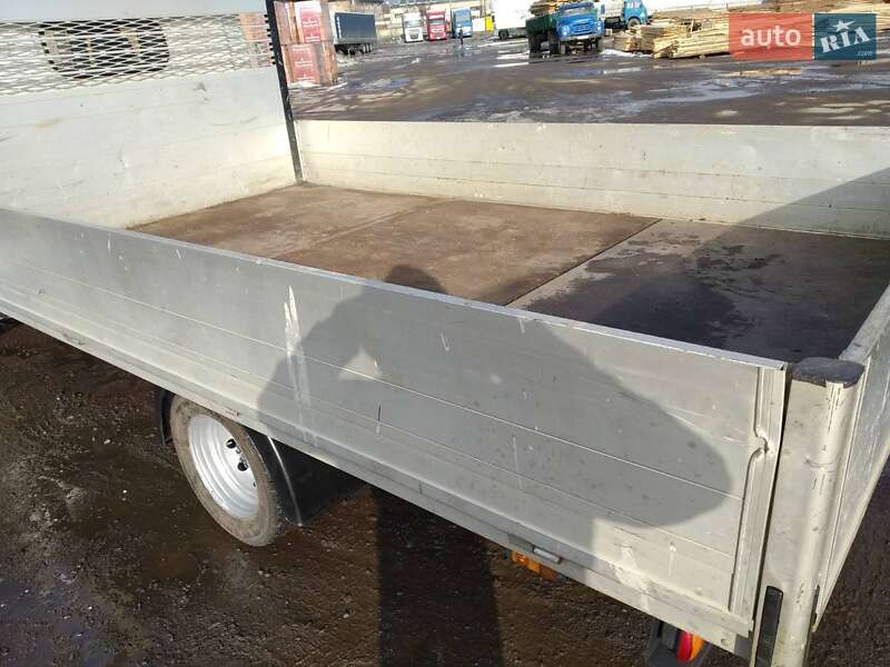 Борт Nissan Cabstar 2012 в Луцьку