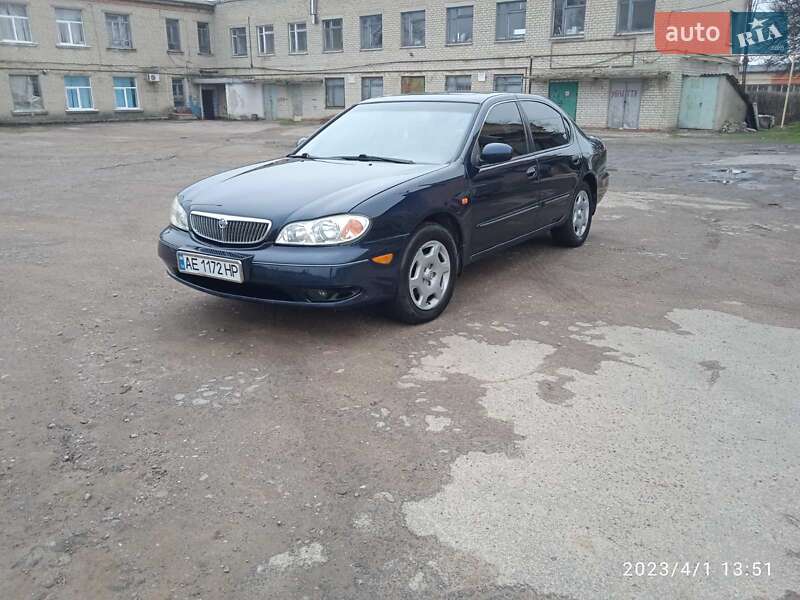 Седан Nissan Cefiro 2004 в Верхньодніпровську