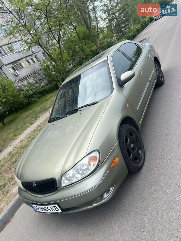 Nissan Cefiro 2002