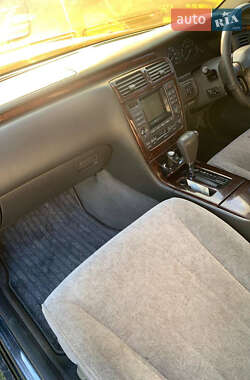 Седан Nissan Cima 1998 в 