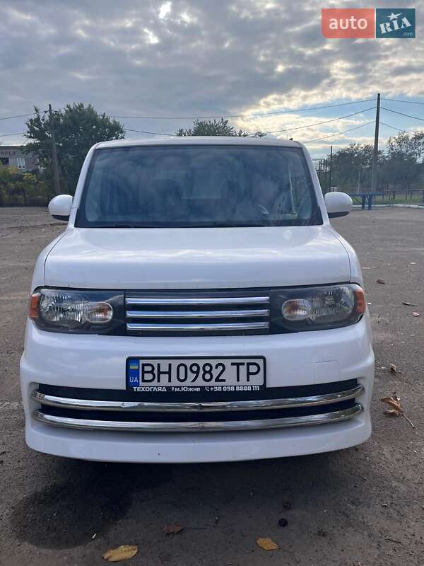 Nissan Cube 2011