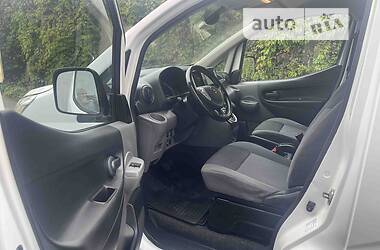 Грузовой фургон Nissan e-NV200 2014 в 